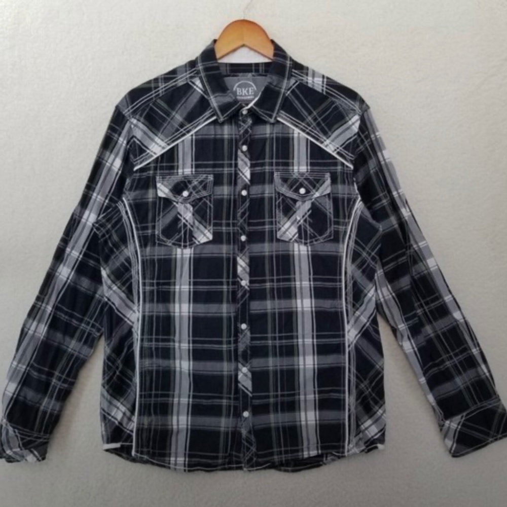 BKE Buckle Plaid Pearl Snap Button UP